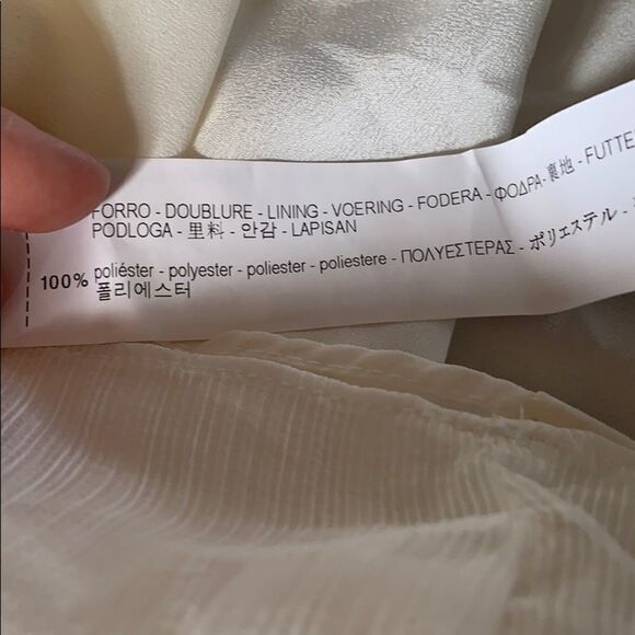 NWT Zara cold shoulder blouse. Size Small - Picture 7 of 7